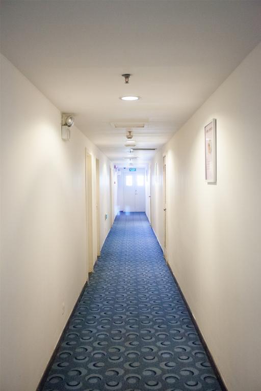 7Days Inn Shanghai Caobao Road Metro Station Номер фото